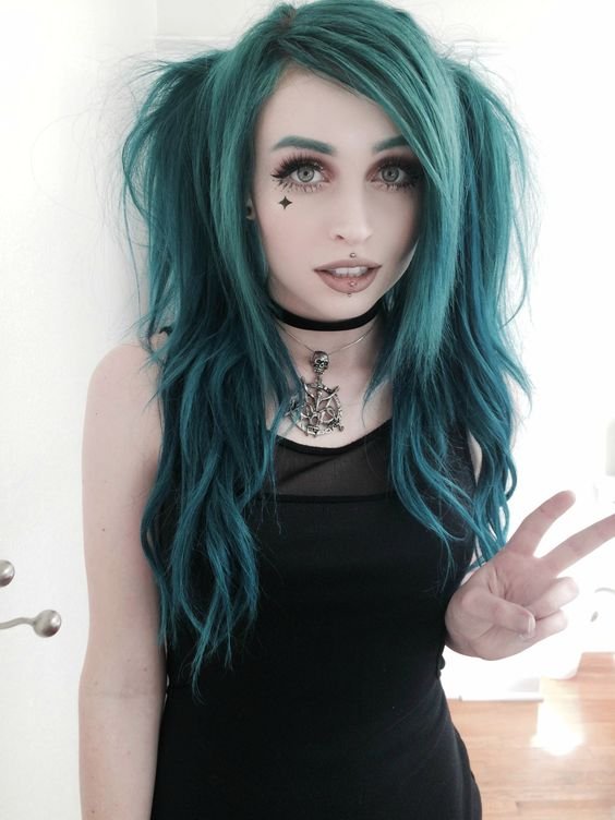 Cute and Creative Emo Hairstyles for Girls | Emo Hair Ideas