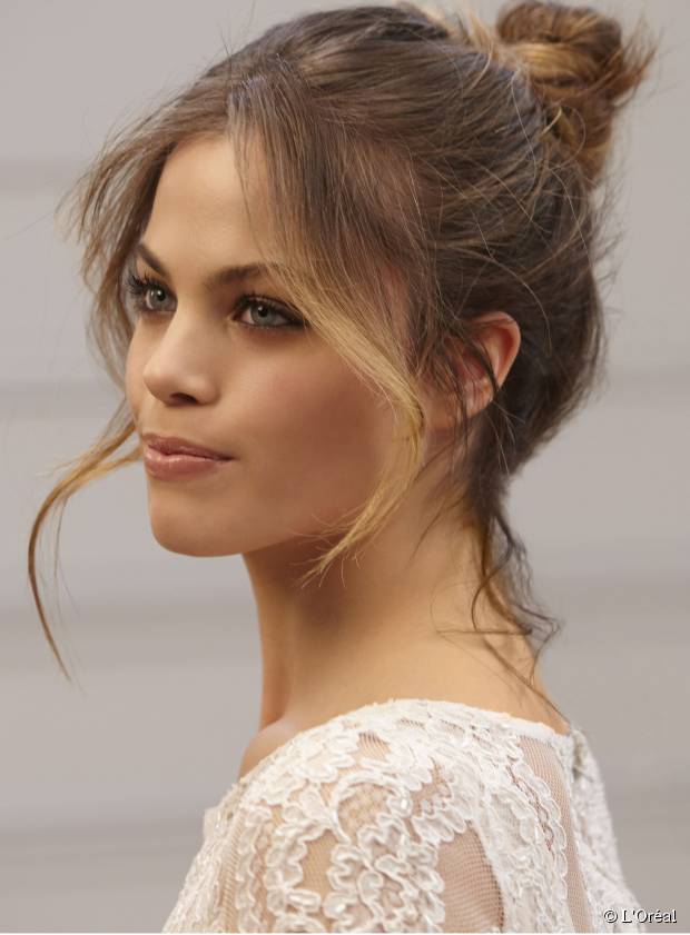 30 Easy and Chic Messy Hairstyles And Updos
