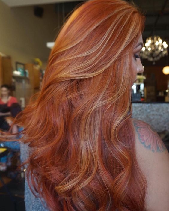 Classic Ginger Hair with Golden Blonde Highlights