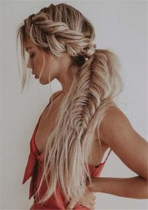 Low Ponytail with Fishtail Braid and Beachy Texture