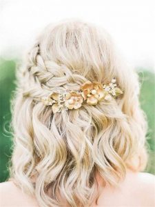 flower clip with simple braids