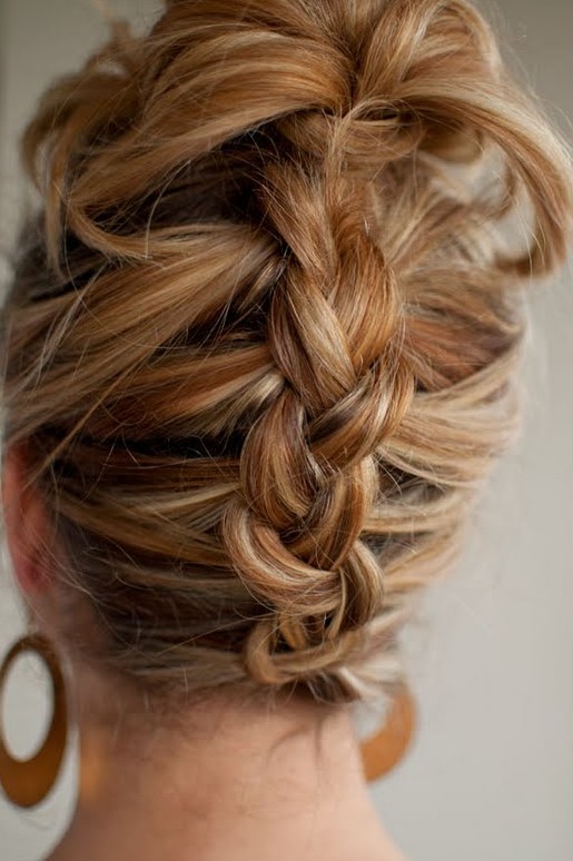 20 beautiful and easy updos for long hair