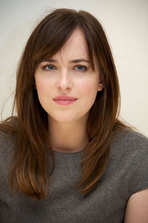 50 Gorgeous Side Swept Bangs Hairstyles For Every Face Shape 