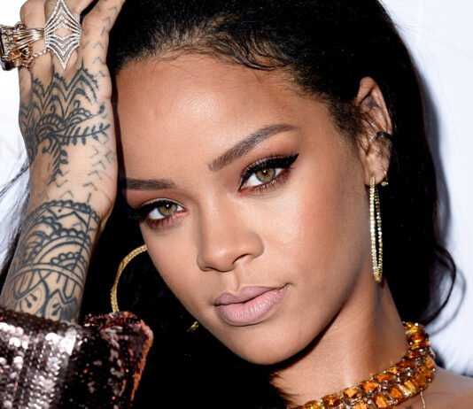 25 Best Rihanna Hairstyles Rihanna Hairstyles