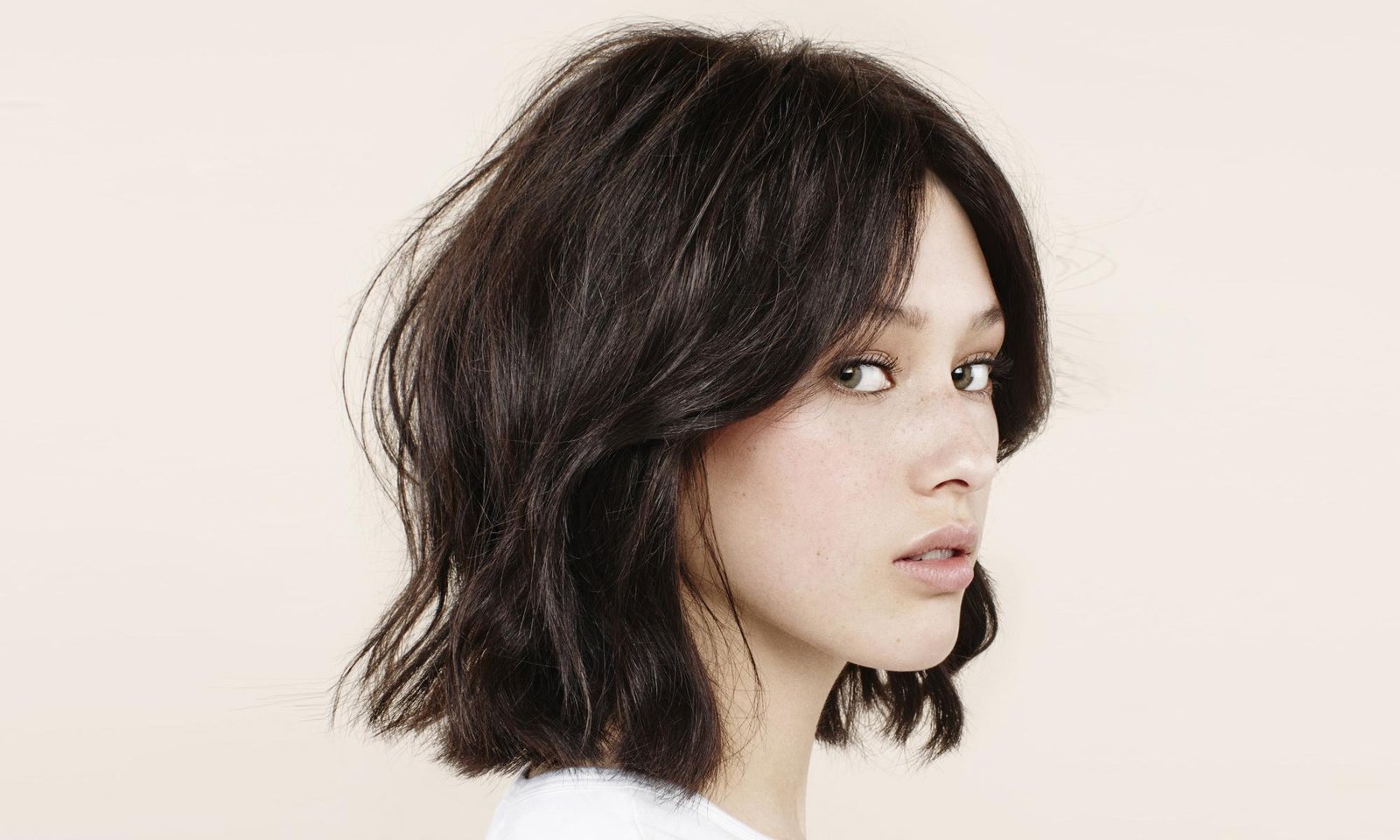 Medium Hairstyles The Ultimate Medium Haircuts Guide