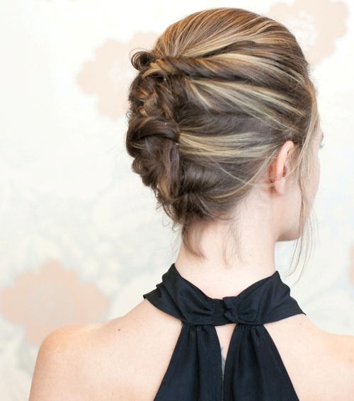 How To Do Easy Updos For Short Hair