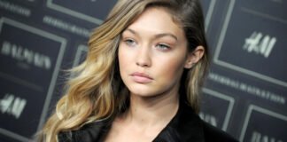 30 Long Blonde Hairstyles long blonde hairsyles