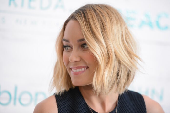 30 Short Wavy Hairstyles