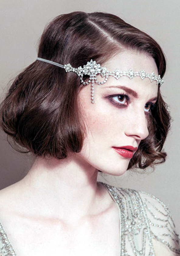 25 Flirty Flapper Hairstyles For The Best Vintage Glam Looks