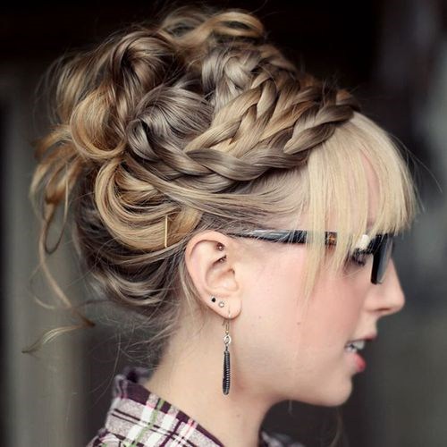 35 Gorgeous Prom Updos For The Biggest Night Of The Year