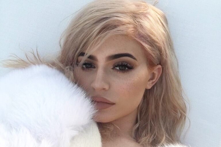 35 Sparkling Brilliant Rose Gold Hair Color Ideas Part 9