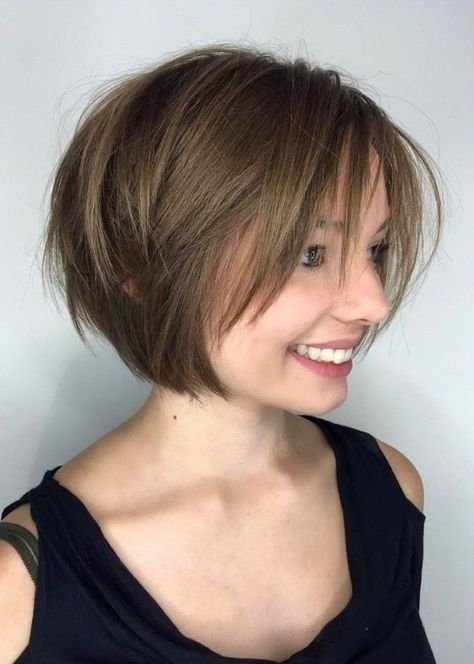 bob haircut with layered bangs