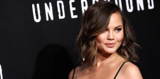 35 Gorgeous Peekaboo Highlights Gorgeous Peekaboo Highlights