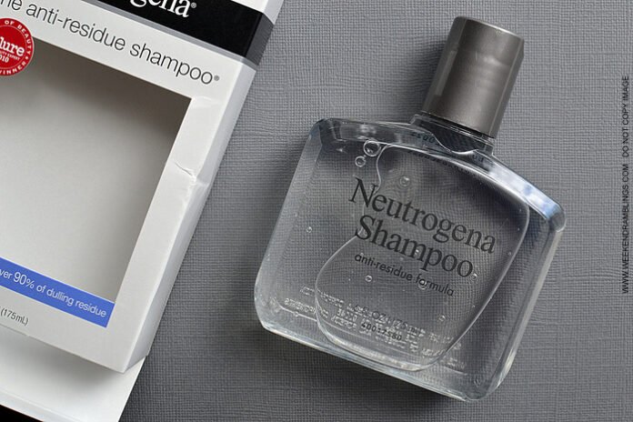 Neutrogena Anti-Residue Shampoo