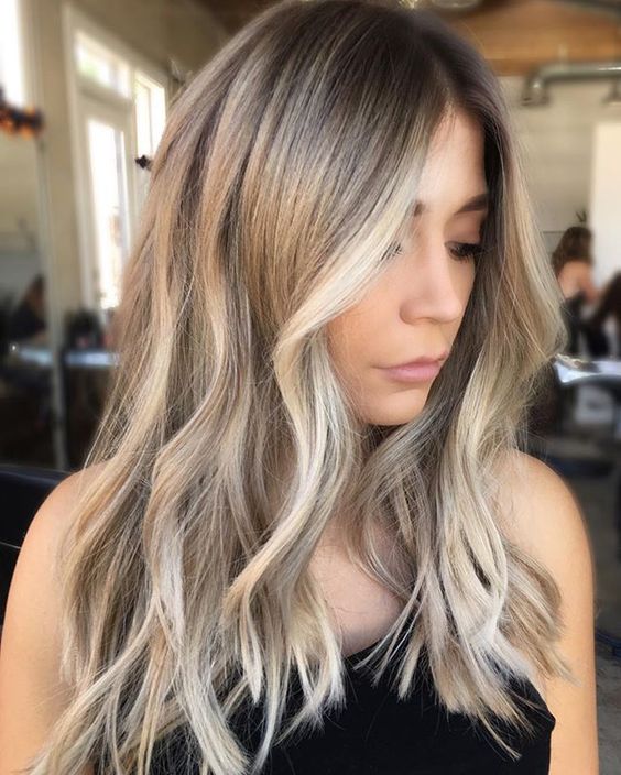 35 Sophisticated And Summery Sandy Blonde Hair Looks