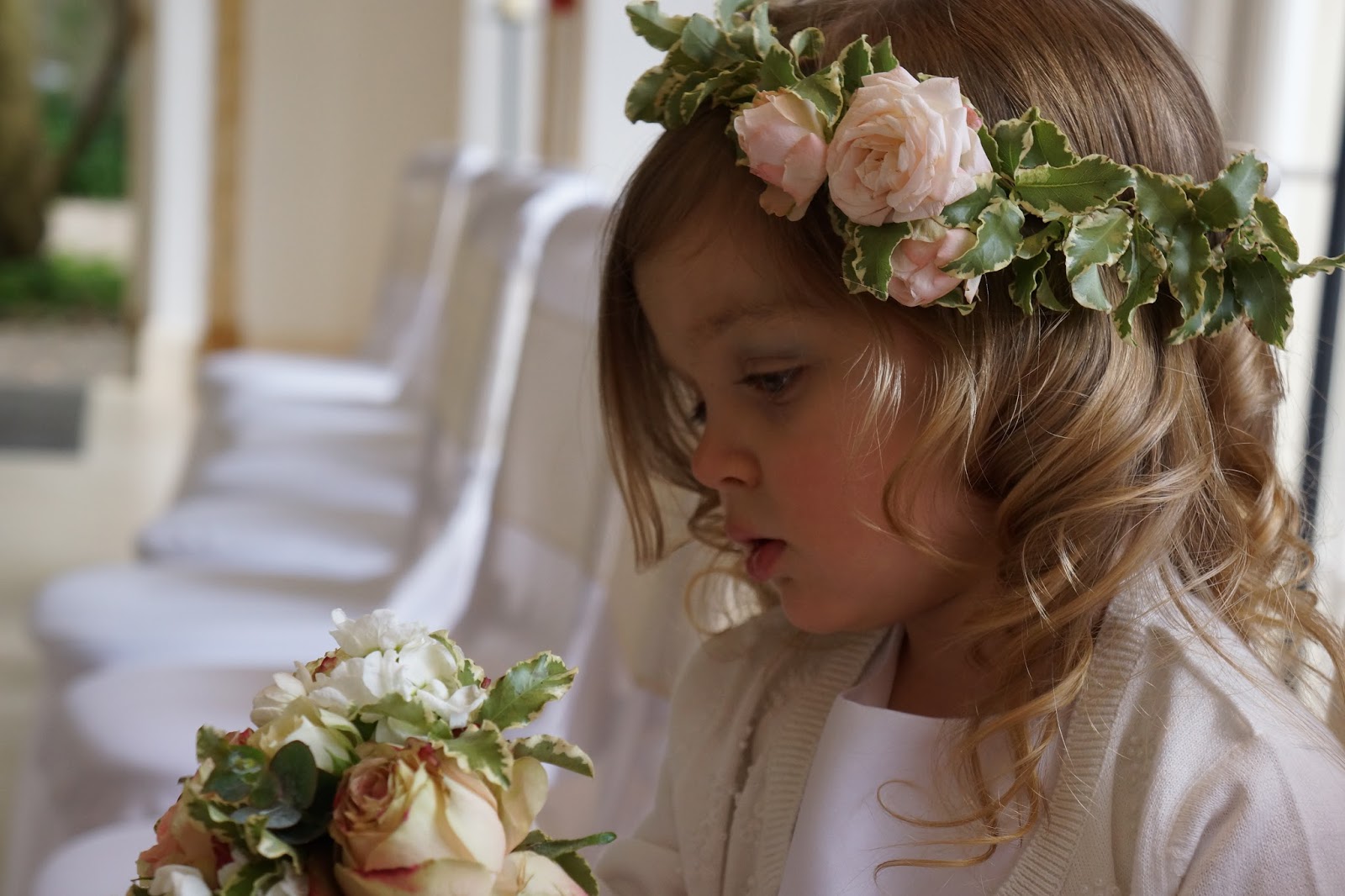 Flower Girl Hairstyles: 25 Ideas to Slay Weddings