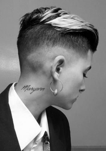 35 Androgynous Gay And Lesbian Haircuts With Modern Edge