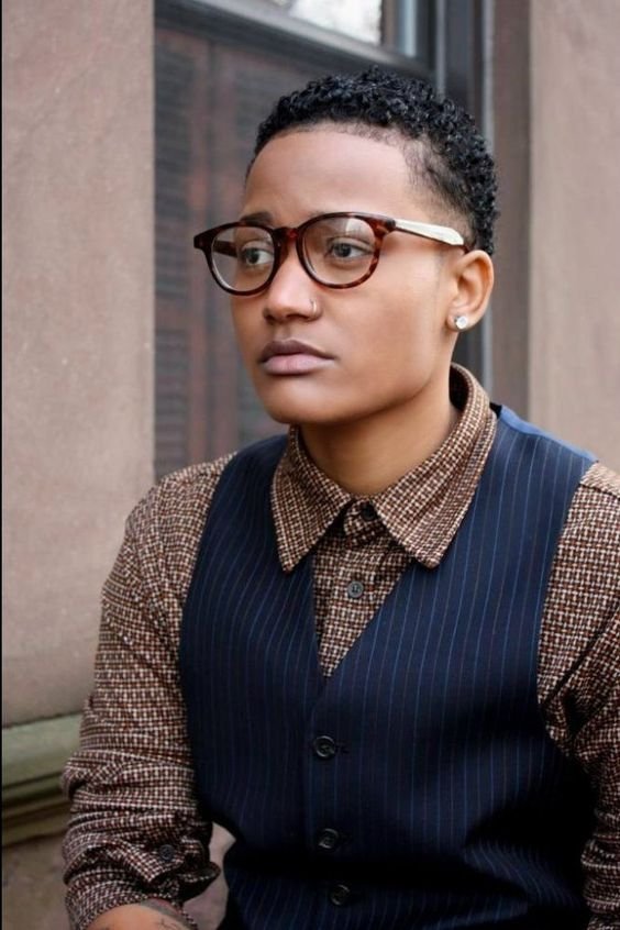 35 Androgynous Gay and Lesbian Haircuts with Modern Edge