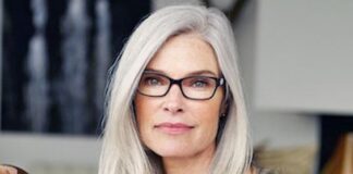 women over 50 with glasses