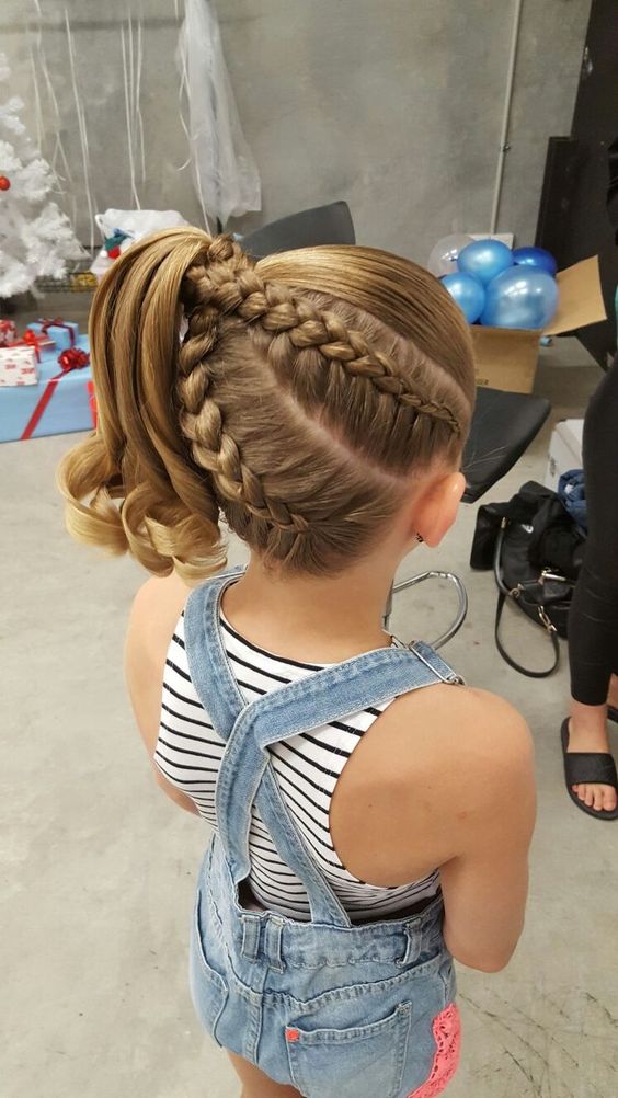 30 Cute Braided Hairstyles For Little Girls-5843