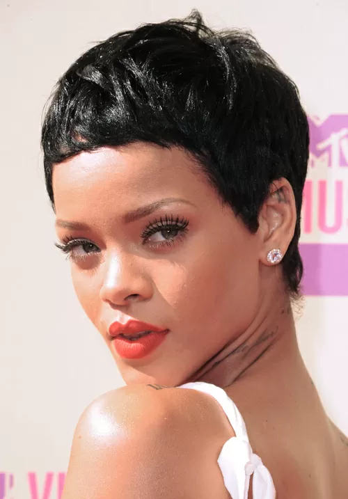rihanna short hairstyles