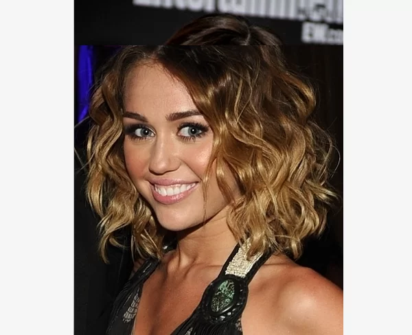 hairstyles for wavy hair