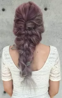 hairstyles for long curly hair