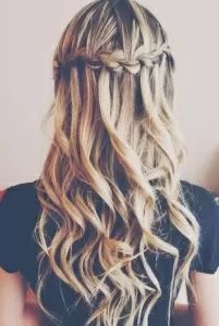 curly long hairstyles