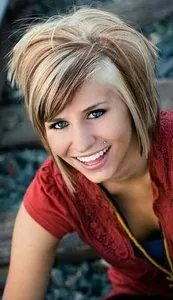 brown blonde hairstyle