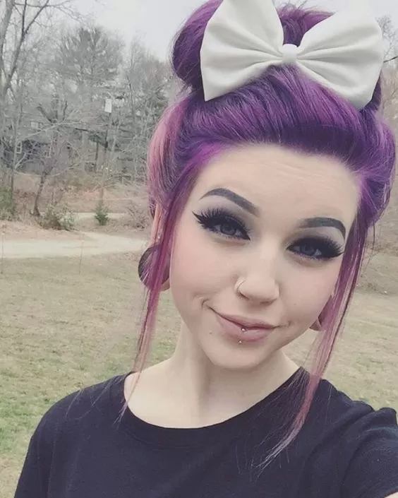 bow with bun