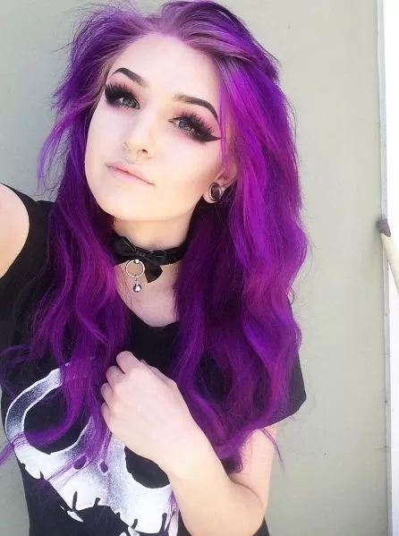 electric violet waves