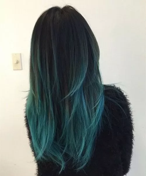 Subtle Ocean Blue Ombre