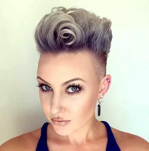 Curly Pompadour