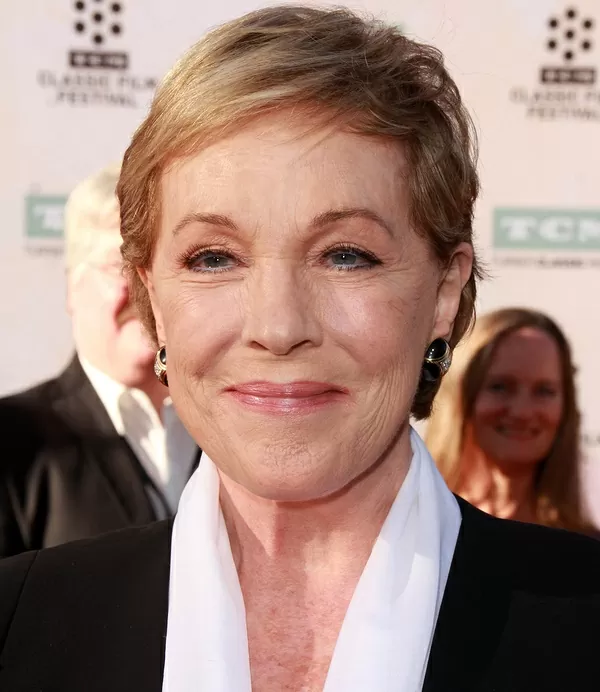 deep side part pixie