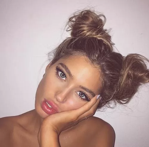 double messy buns