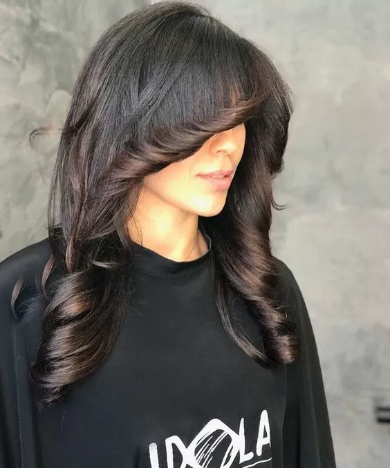 Dramatic Feathered Fringe