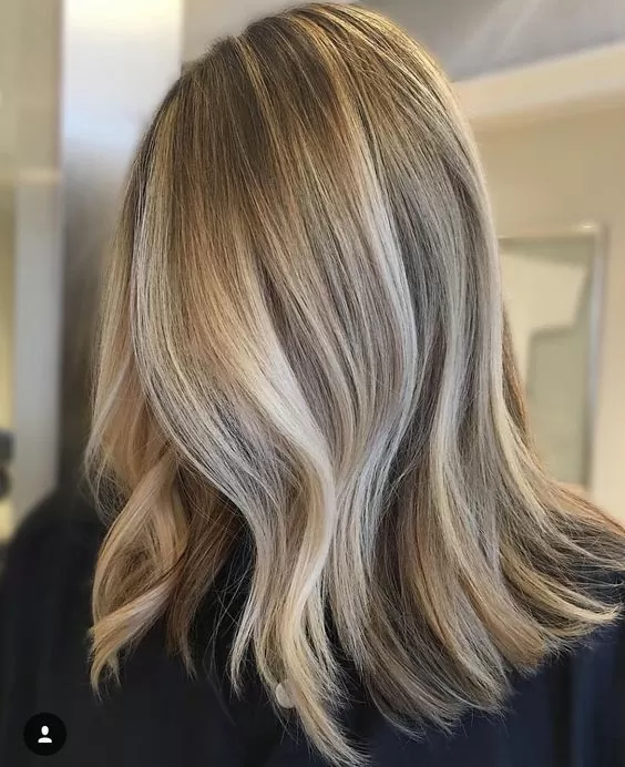dimensional sandy blonde balayage