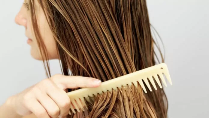 wide tooth comb