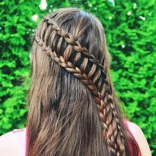 Diagonal Ladder Braid