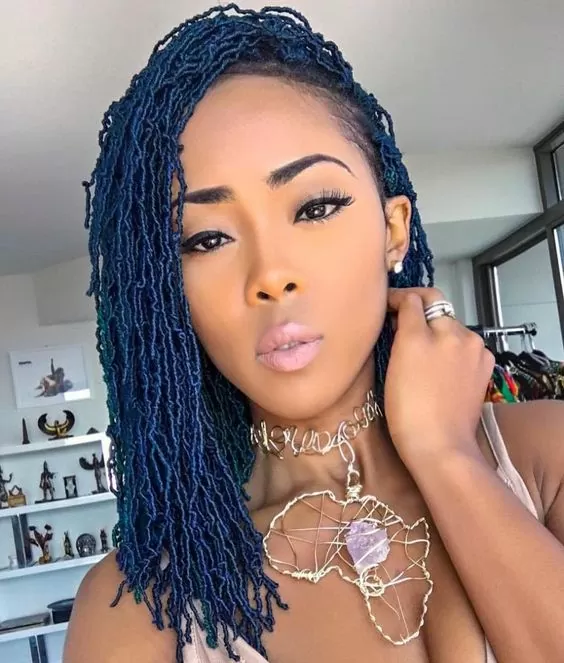 mid length micro locs