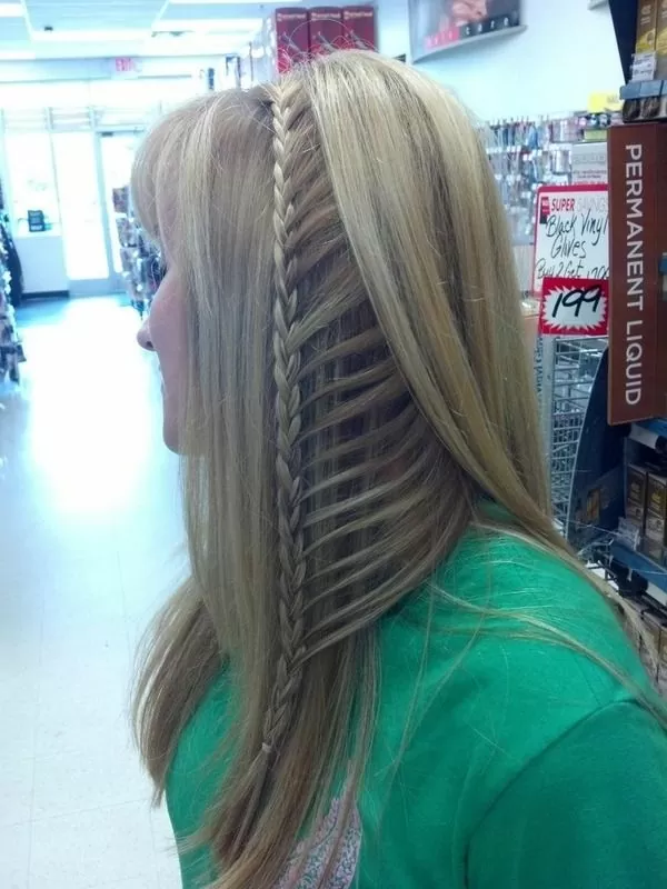 peekaboo ladder braid
