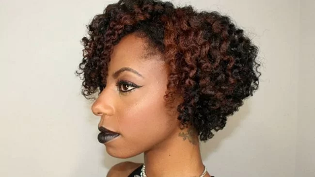 Middle Part Flat Twist Out