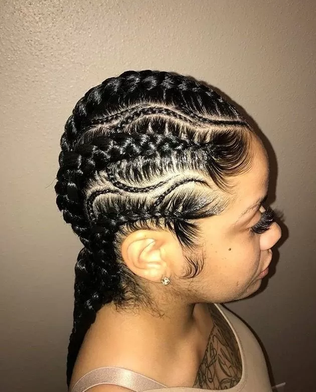 Mixed full feed in chunky braid