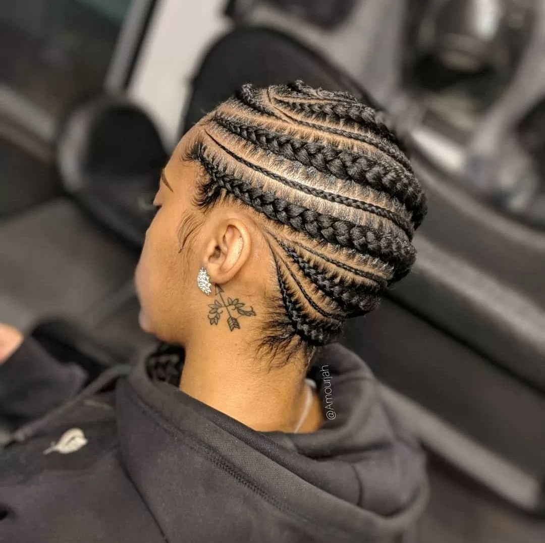 Full Side Feed In Braids With Alternate Weight