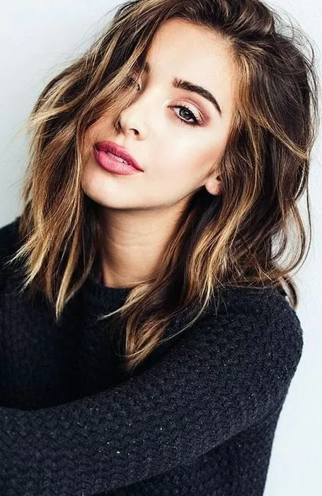 Textured Lob with Toffee Highlights