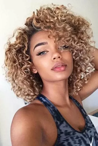 Defined Short Blonde Curls