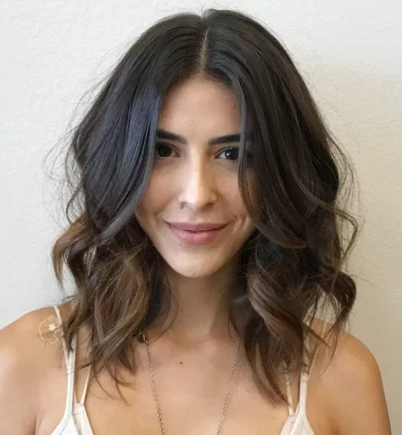 long messy wavy bob