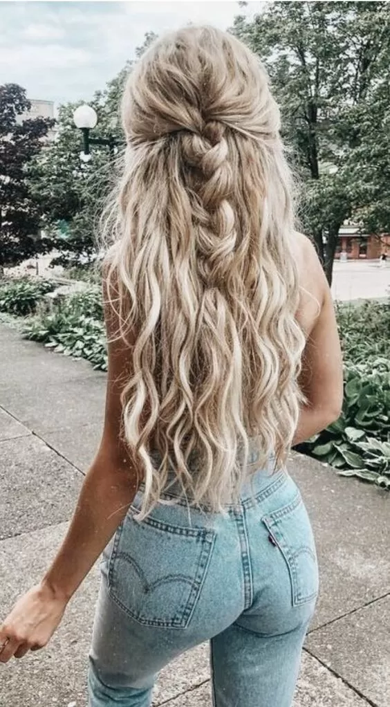 Long Caramel and White Blonde Locks
