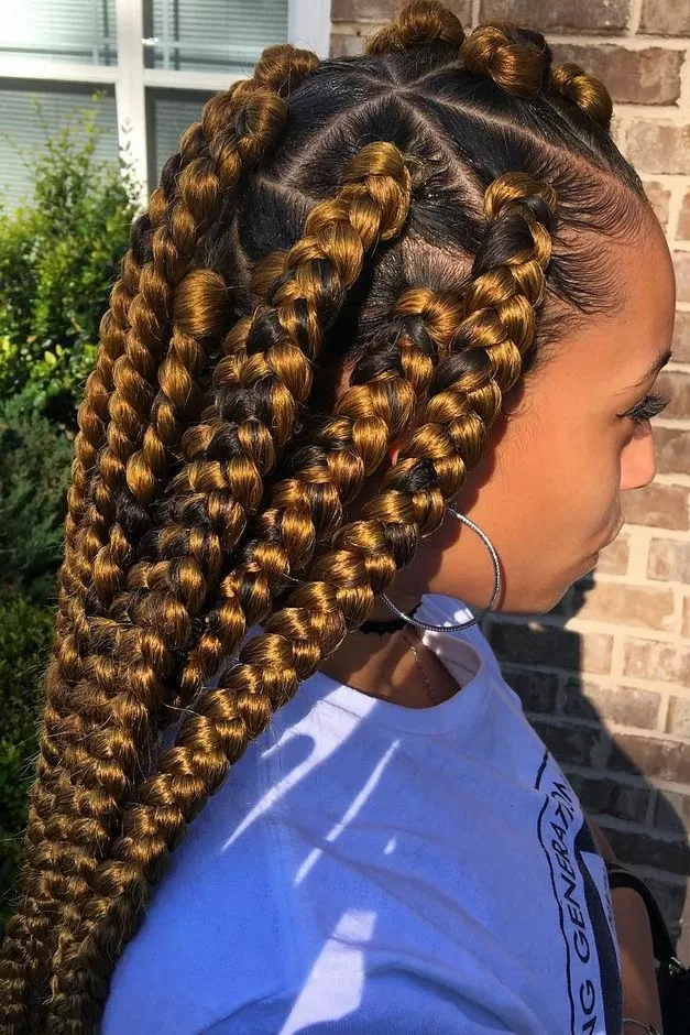 Honey jumbo triangle box braid