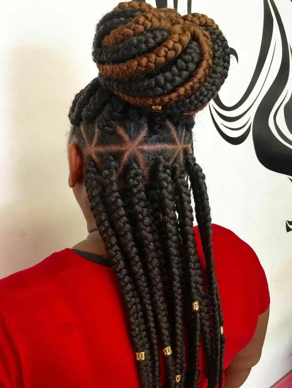 Jumbo dark and medium triangle box braid